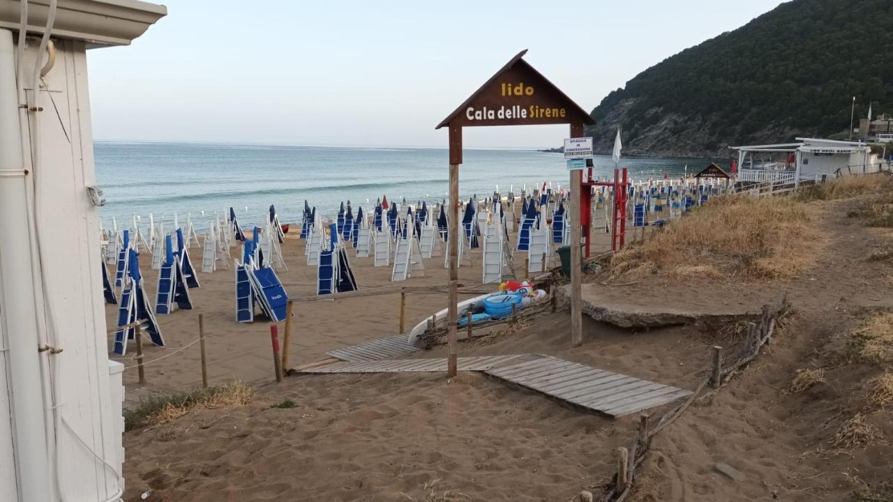 B&B Dionea Санта-Мария-ди-Кастеллабате Экстерьер фото