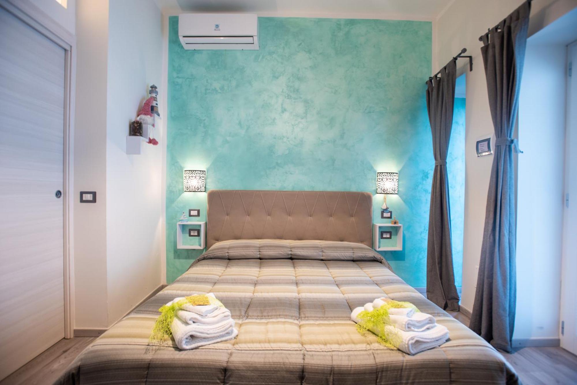 B&B Dionea Санта-Мария-ди-Кастеллабате Экстерьер фото