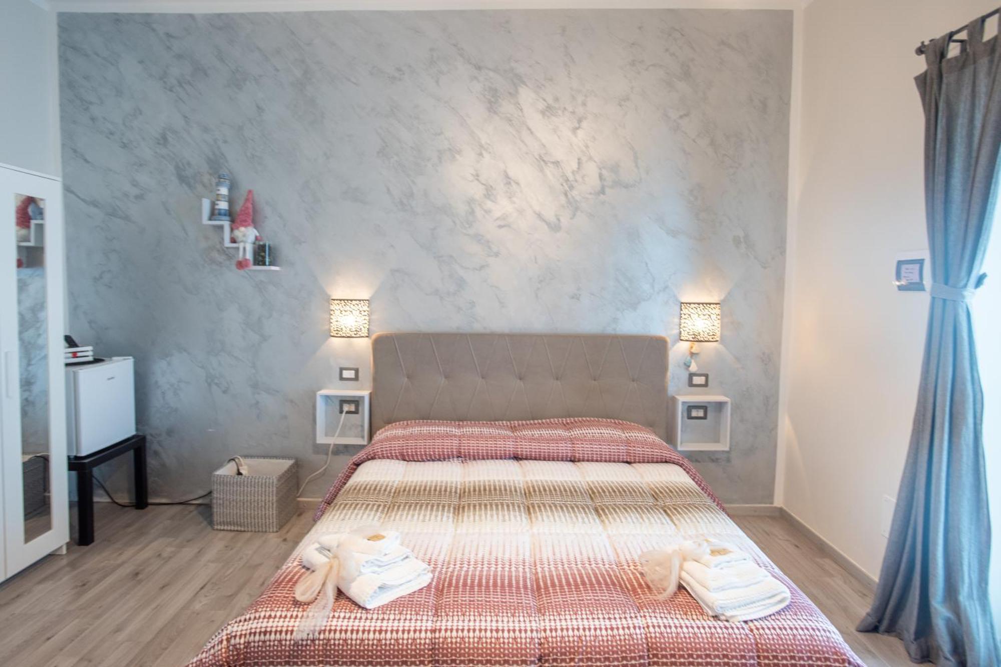 B&B Dionea Санта-Мария-ди-Кастеллабате Экстерьер фото