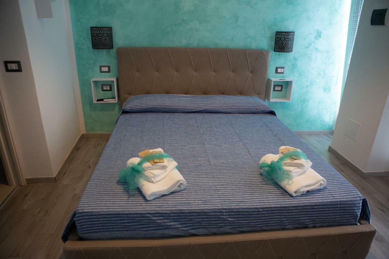 B&B Dionea Санта-Мария-ди-Кастеллабате Экстерьер фото